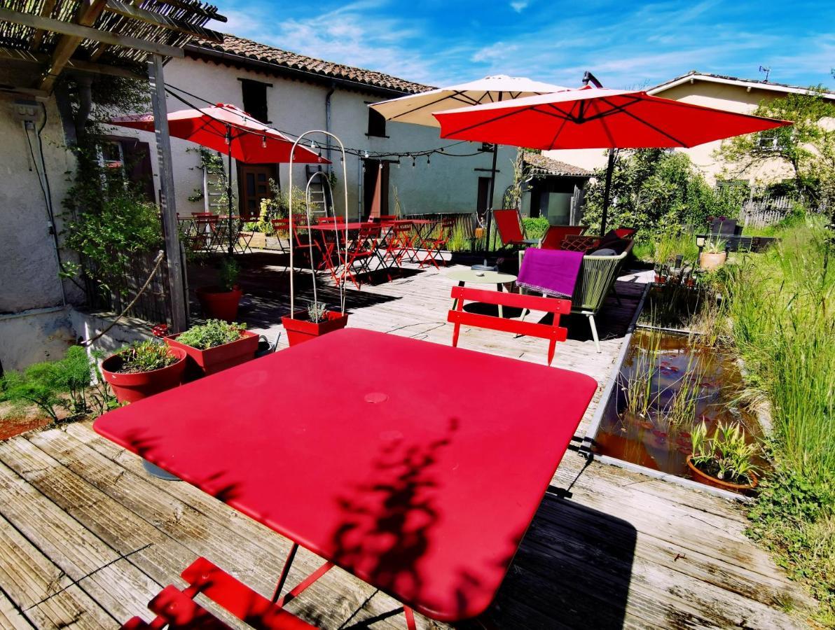 Logis Hotel Restaurant La Barguillere Saint-Pierre-de-Rivière Dış mekan fotoğraf