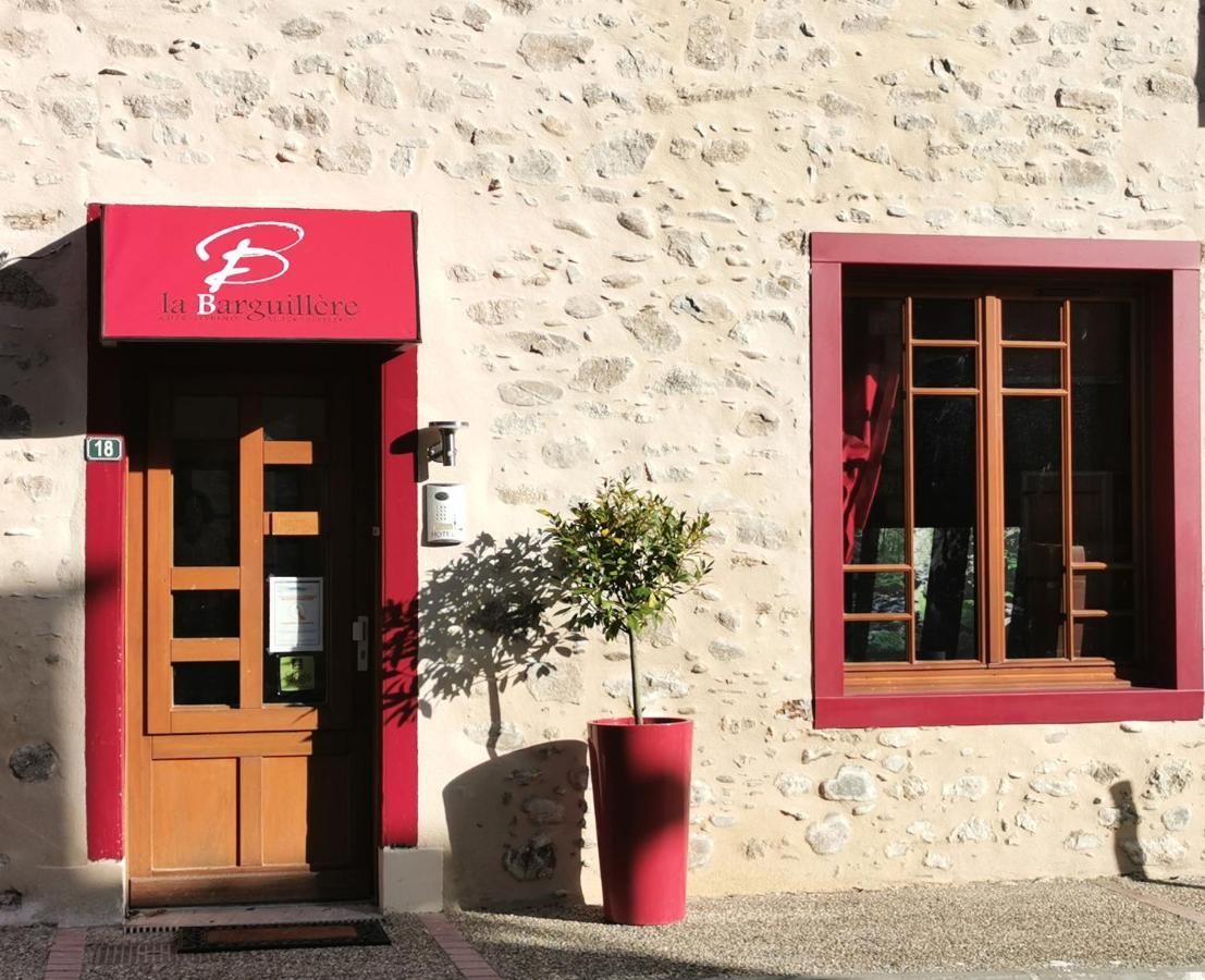 Logis Hotel Restaurant La Barguillere Saint-Pierre-de-Rivière Dış mekan fotoğraf