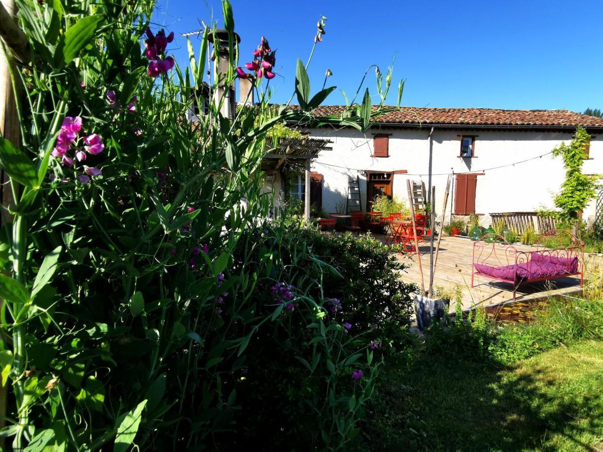 Logis Hotel Restaurant La Barguillere Saint-Pierre-de-Rivière Dış mekan fotoğraf