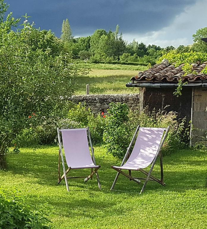 Logis Hotel Restaurant La Barguillere Saint-Pierre-de-Rivière Dış mekan fotoğraf