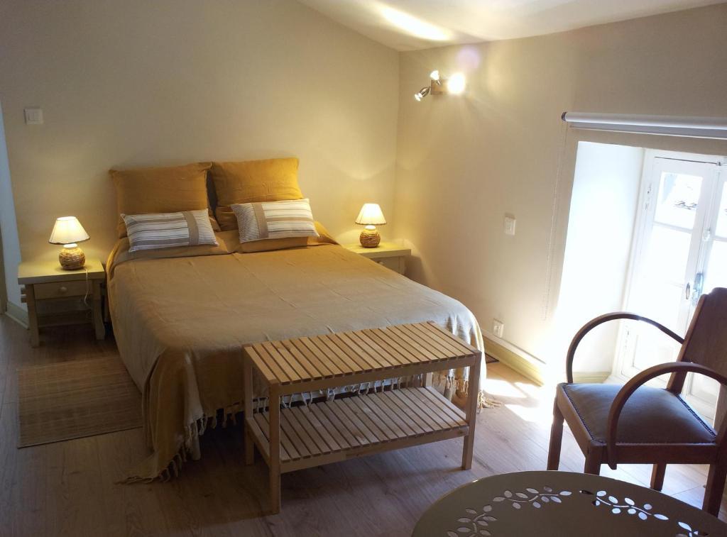 Logis Hotel Restaurant La Barguillere Saint-Pierre-de-Rivière Dış mekan fotoğraf